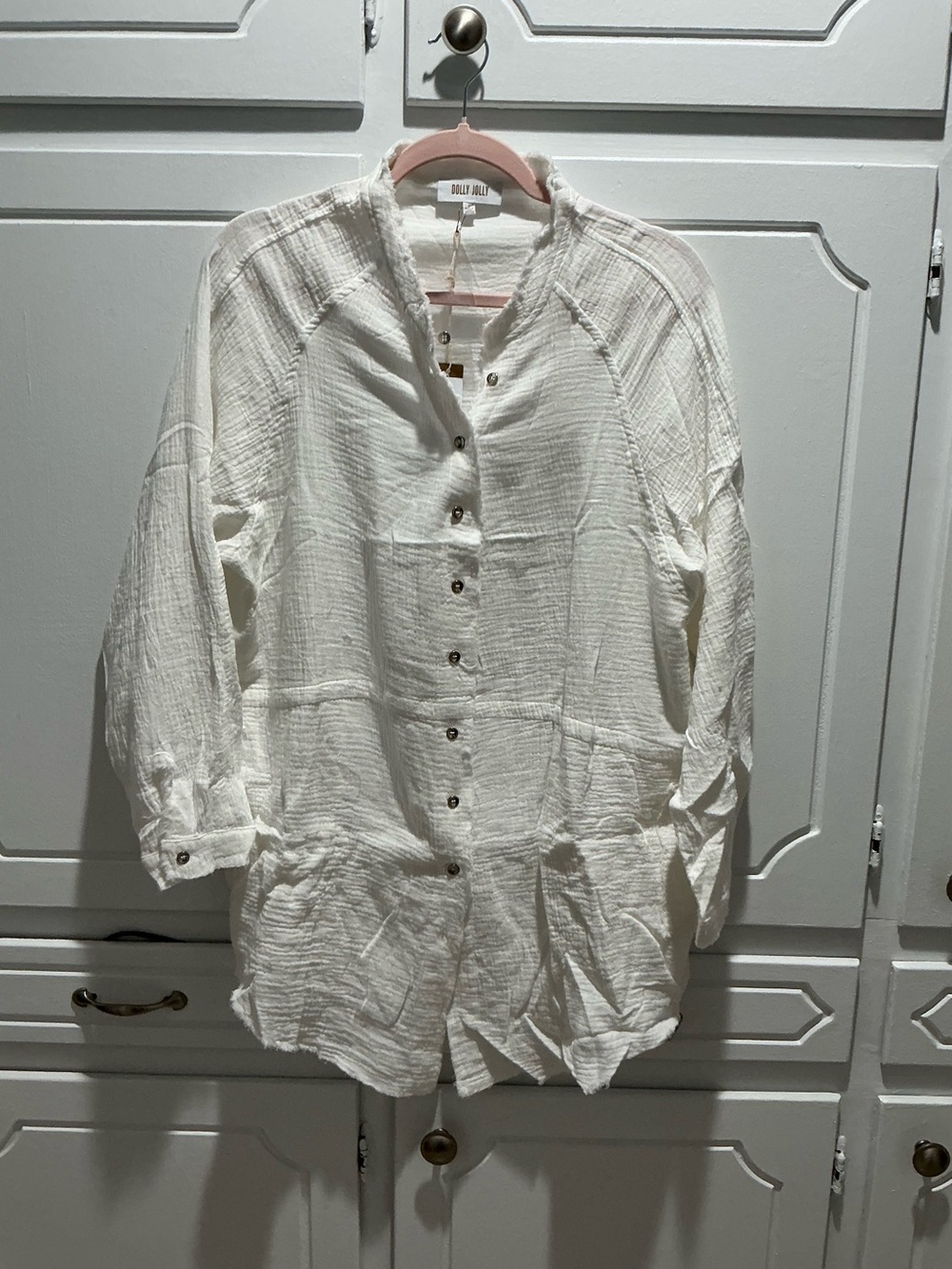 Dolly Jolly- Textured White Button-Up Tunic